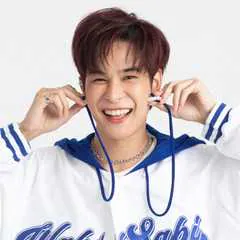 Art Pakpoom Juanchainat