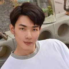 Yanapat Wongsrinant