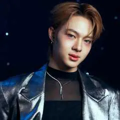 NuNew Chawarin Perdpiriyawong